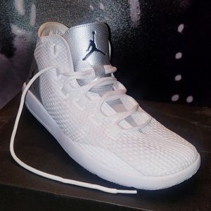 Jordan Reveal running shoes